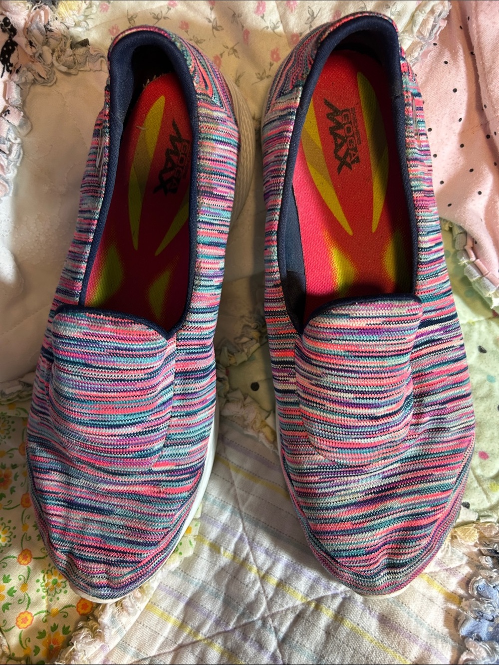 Skechers Go Walk 4 Multi Color Striped GoGa Max Slip On Shoes, Size 10